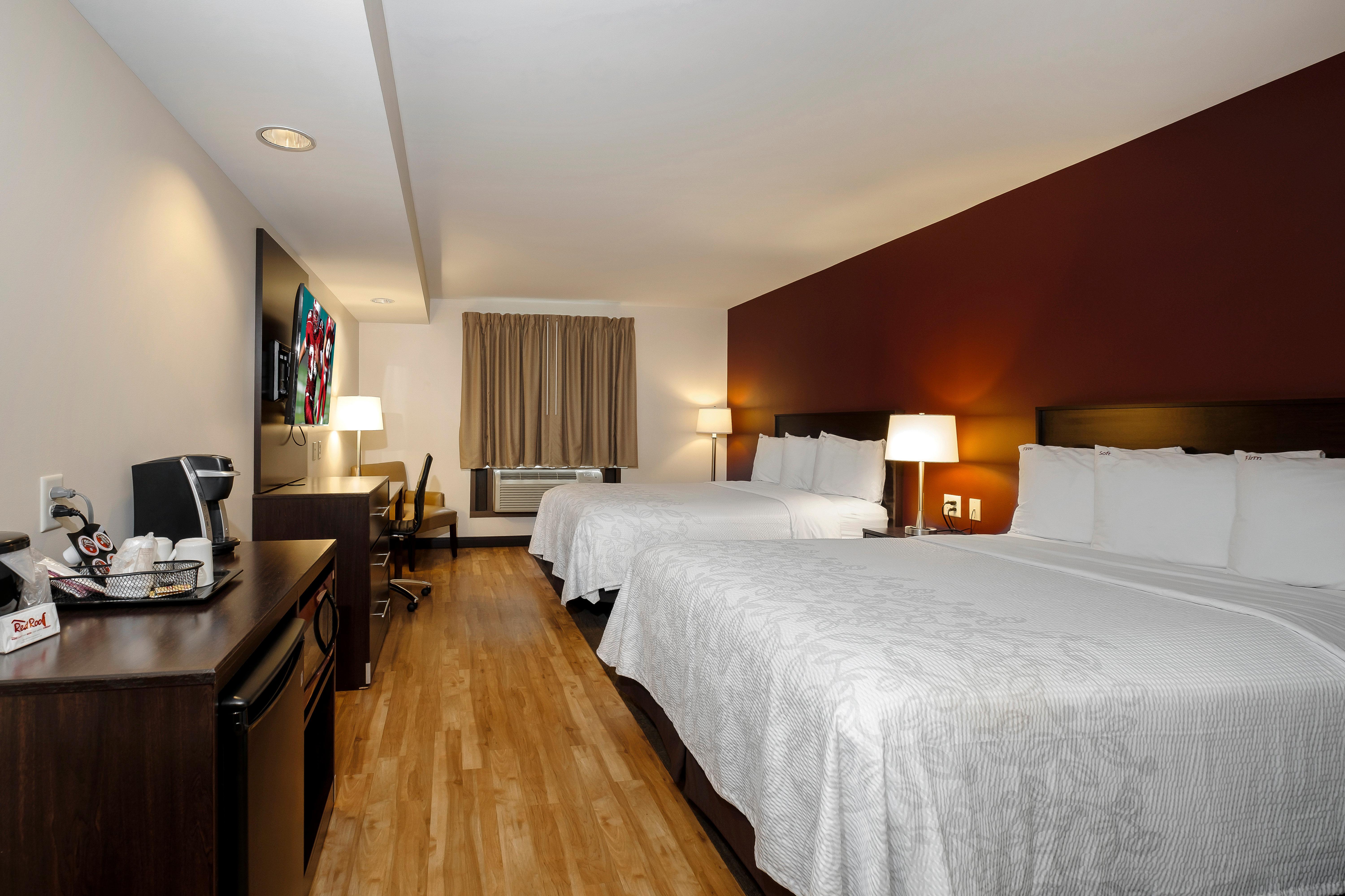 Red Roof Inn Plus+ & Suites Malone Dış mekan fotoğraf